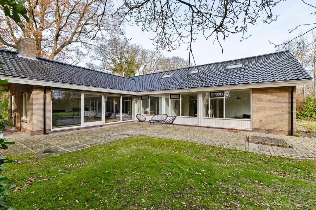 Photo 8 of De Esstukken 14