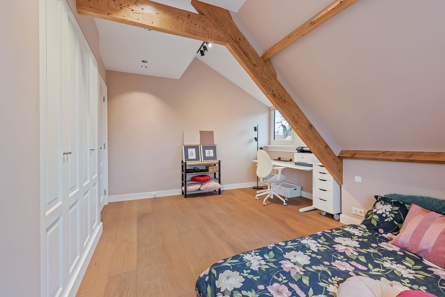 Photo 19 of Nieuw-Loosdrechtsedijk 73