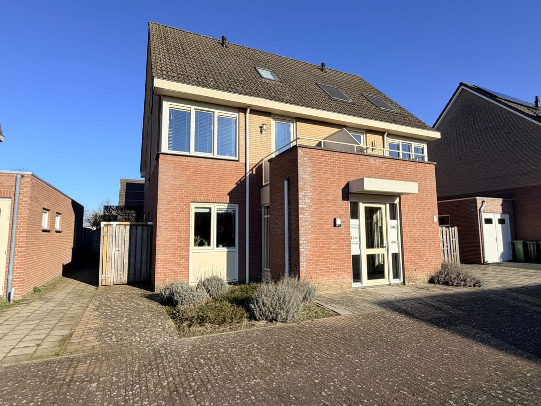 Foto 1 van Aan de Heerstraat 12