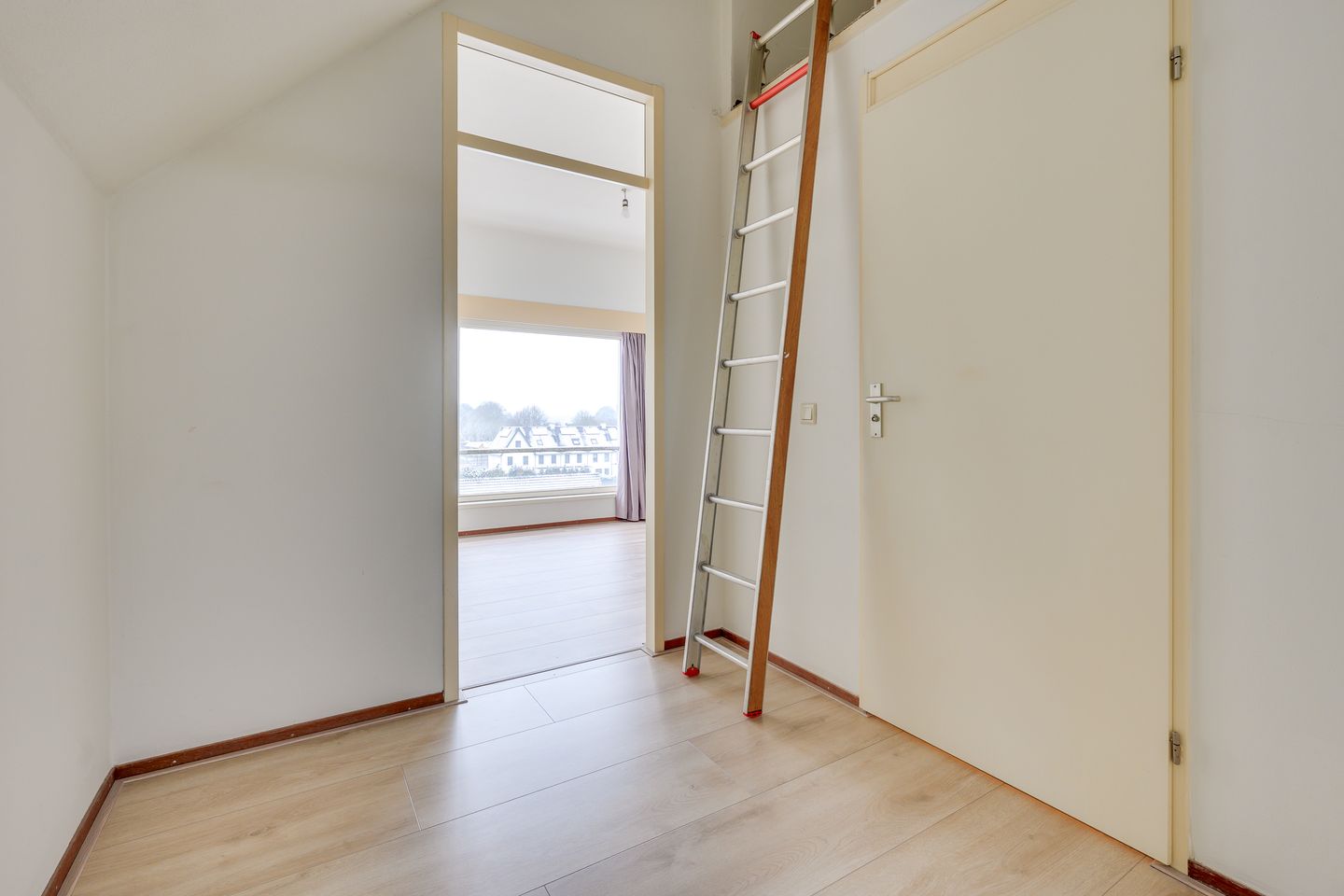 Photo 29 of Dorpsstraat 13-F