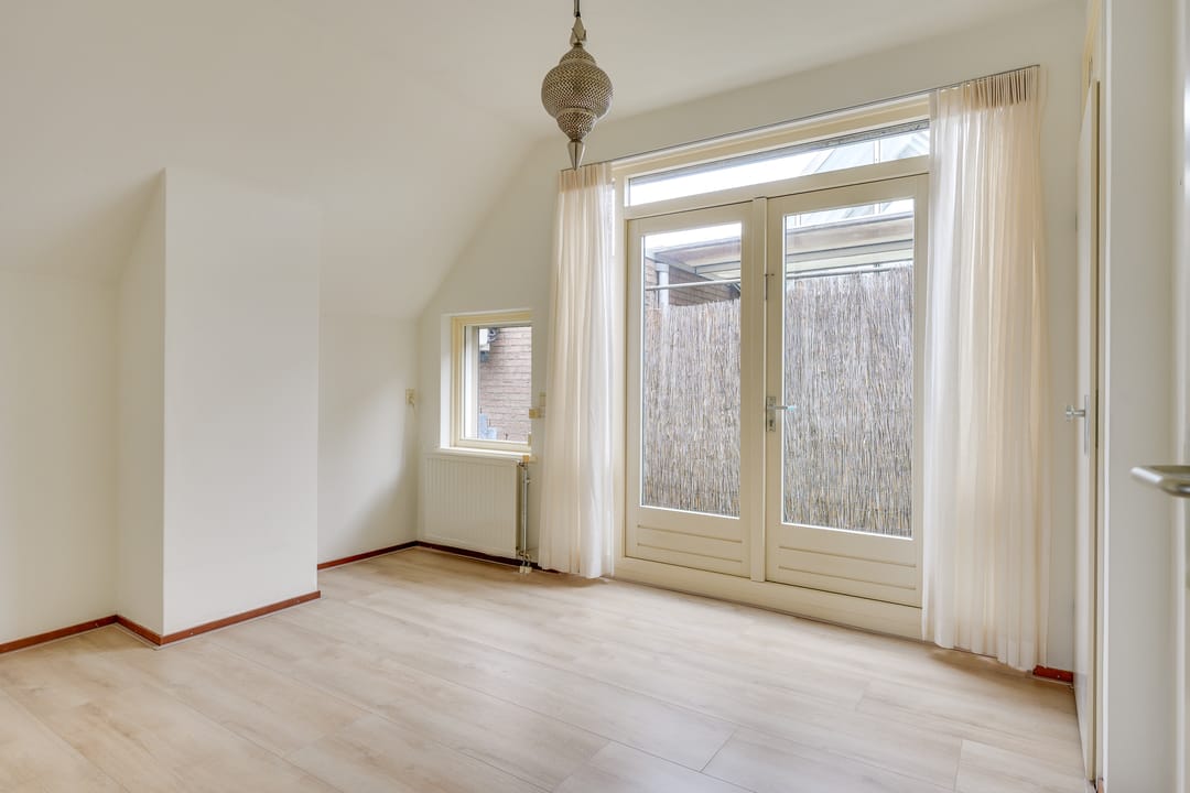 Photo 32 of Dorpsstraat 13-F