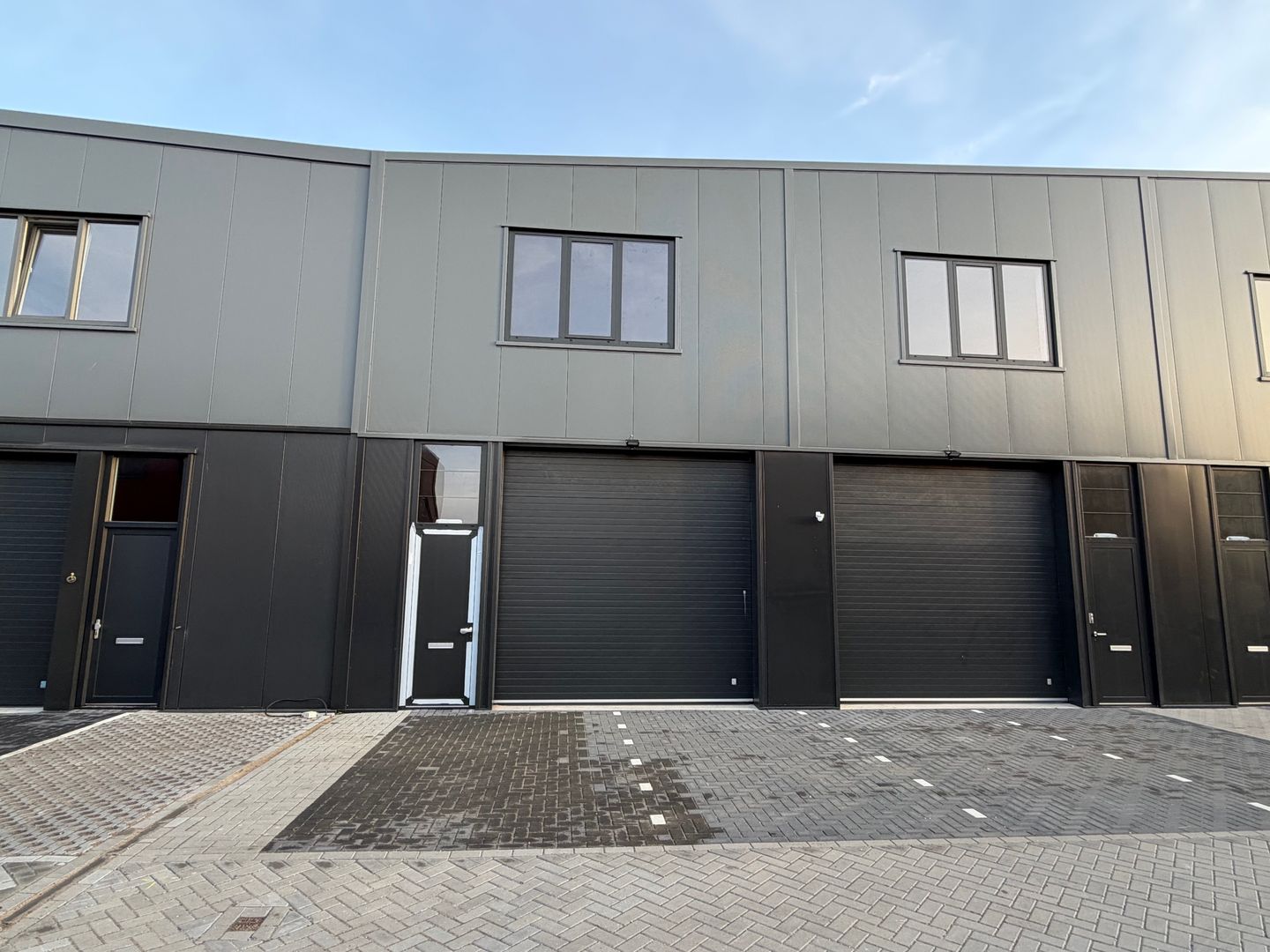 Bekijk foto 1 van Van der Waalsstraat 44-H