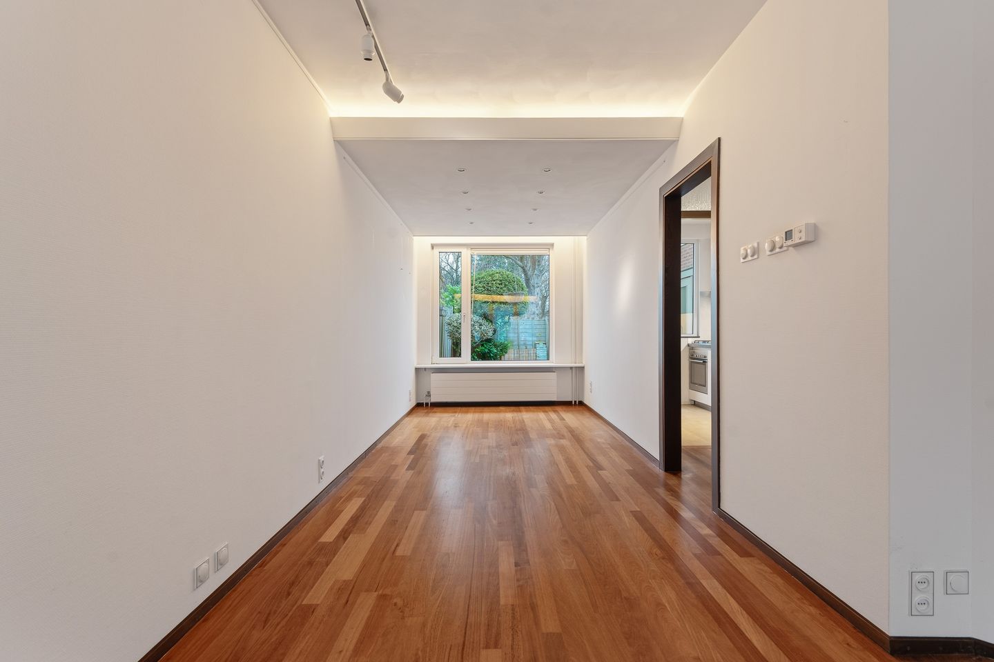 Photo 14 of Zonnebloemstraat 3