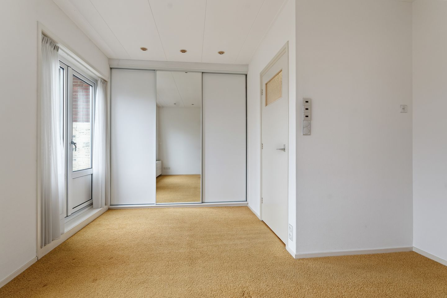 Photo 35 of Zonnebloemstraat 3