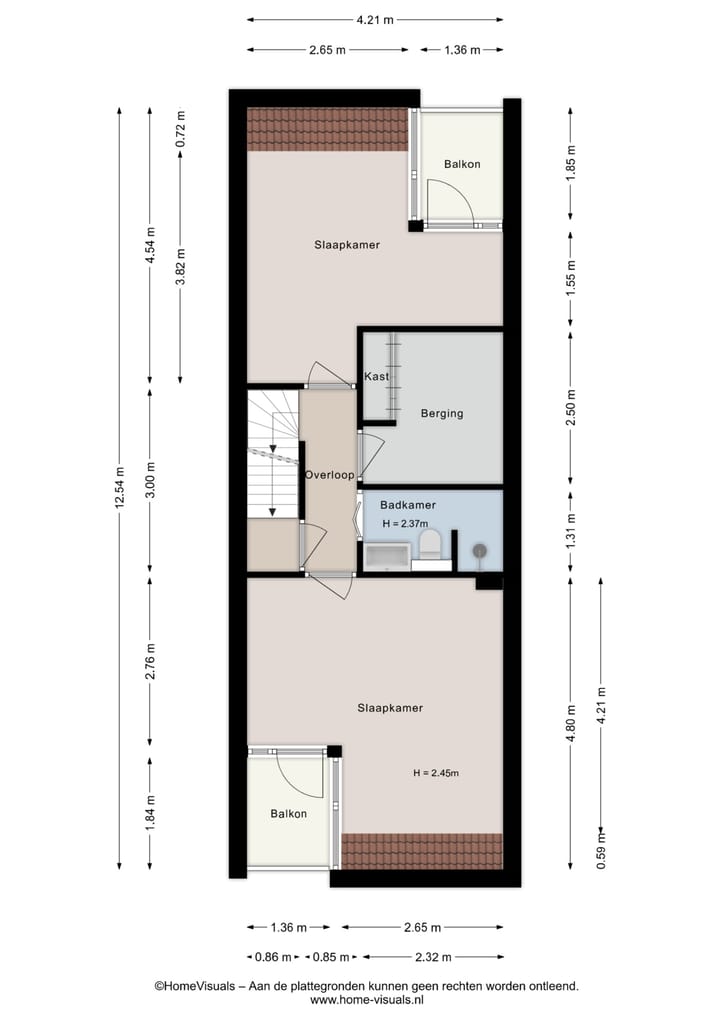Eye-catching terraced house with private parking and deep backyard — 96