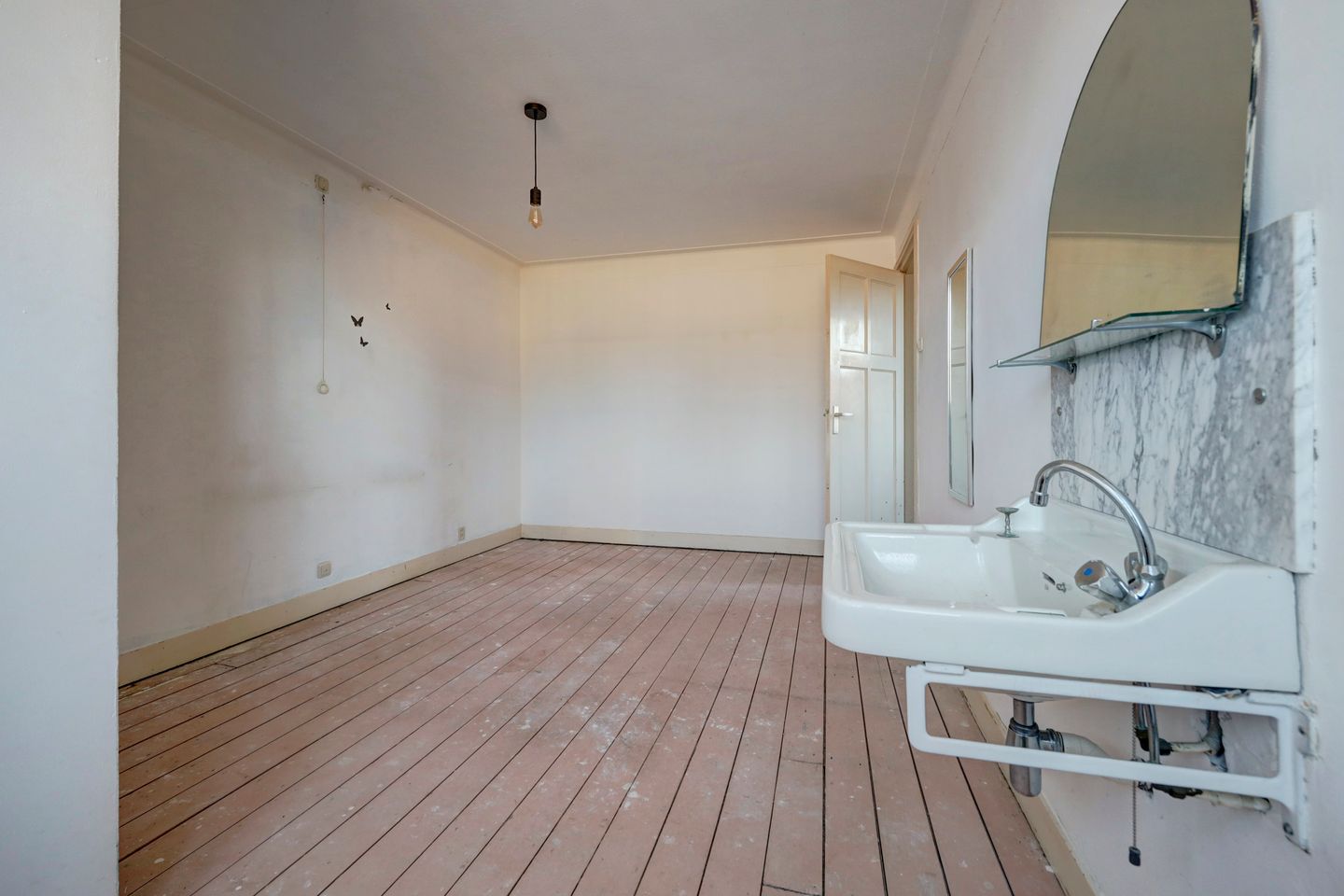 Photo 25 of Grotestraat 237