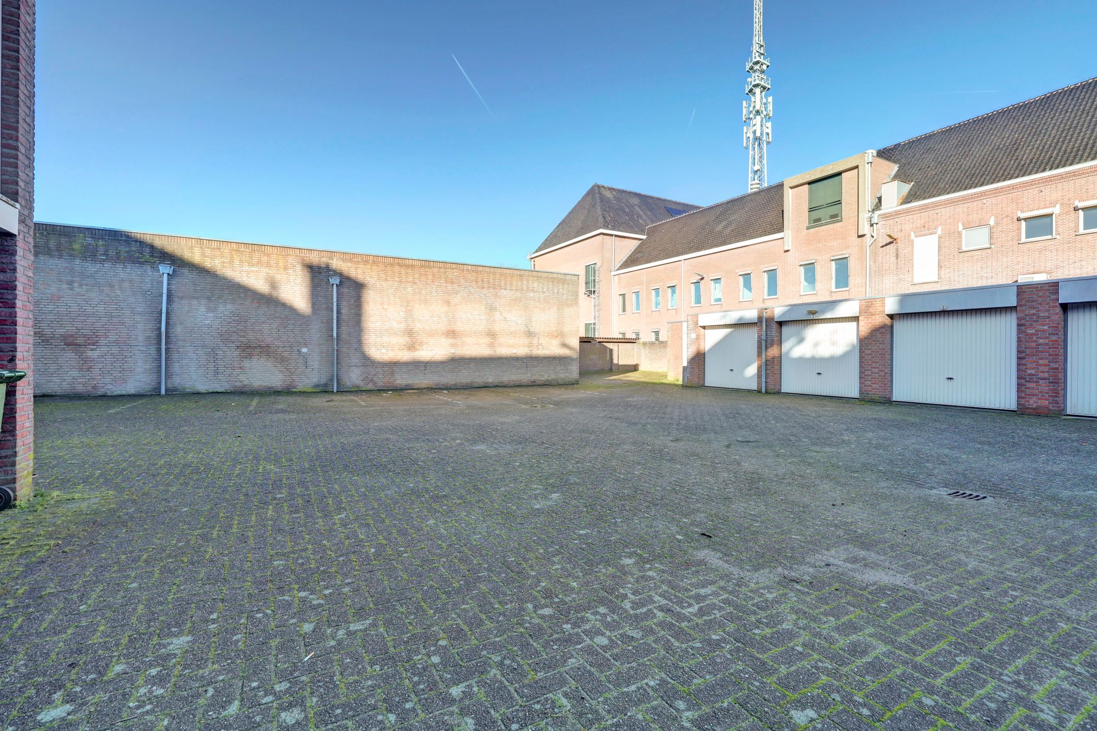 Photo 36 of Grotestraat 237