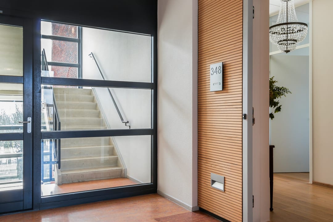 Photo 8 of Leeuwstraat 348