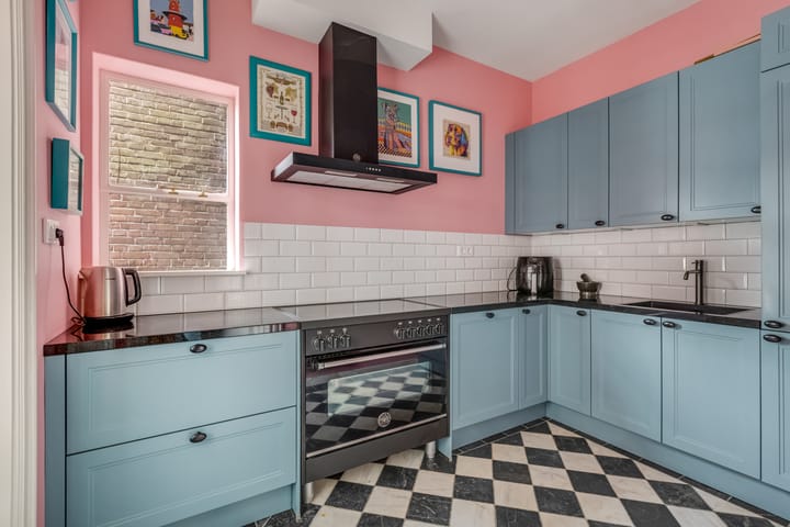 Photo 4 of Ambtmanstraat 7