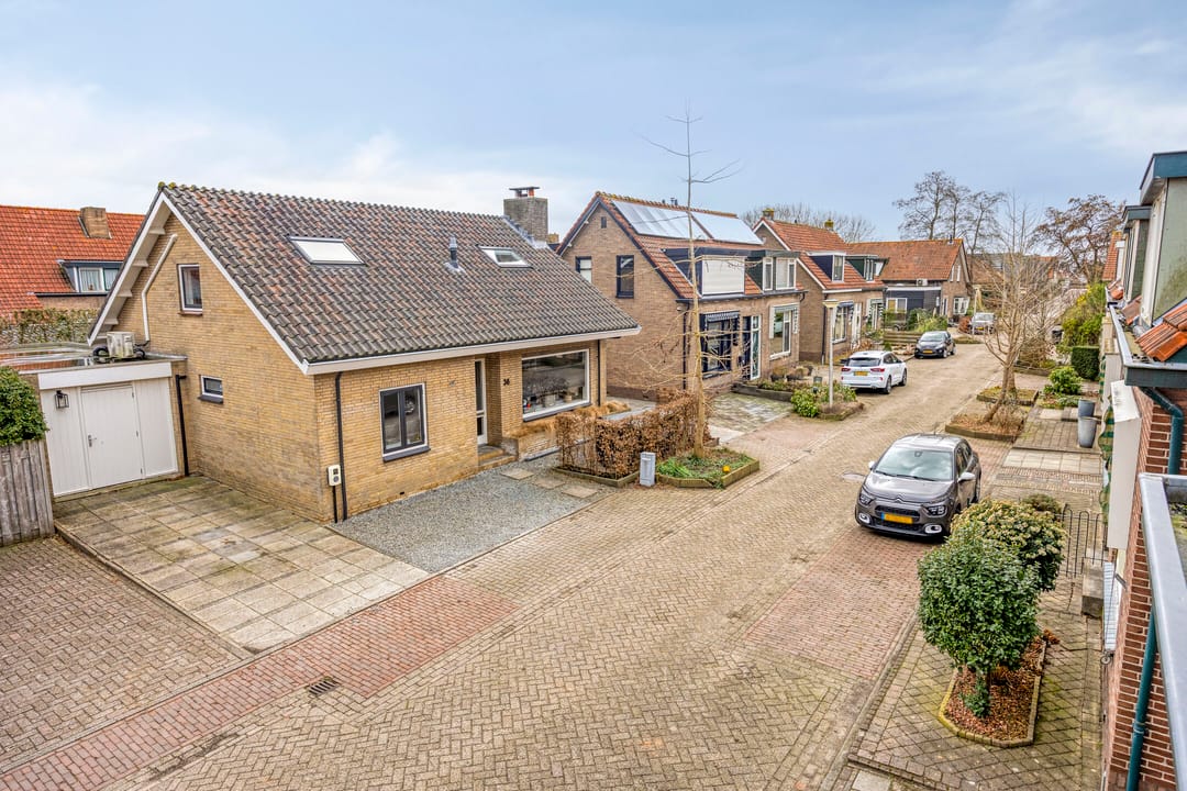 Foto 32 van Emmastraat 51