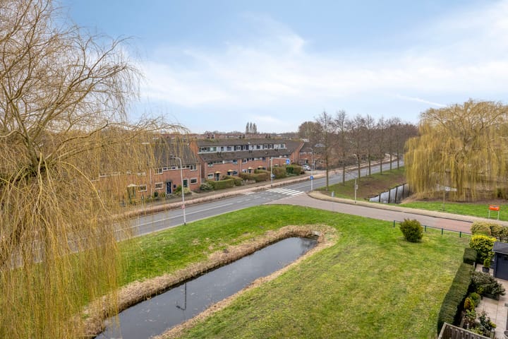 Photo 3 of Polaris 33