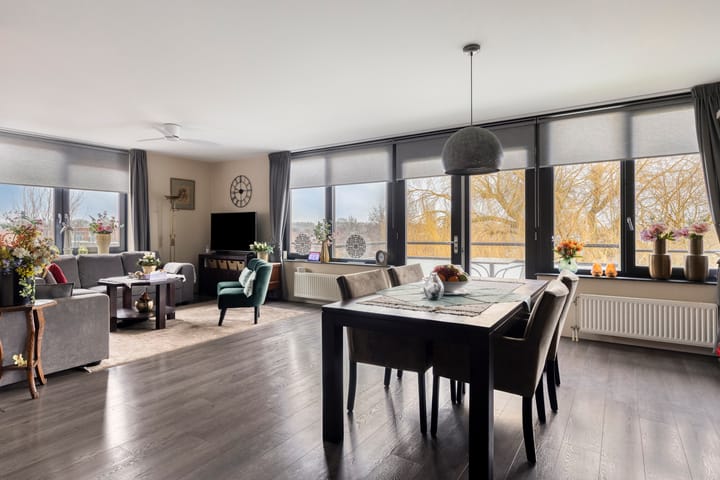 Photo 5 of Polaris 33