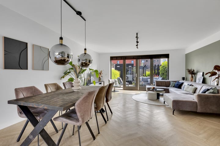 Photo 3 of De Velduil 137