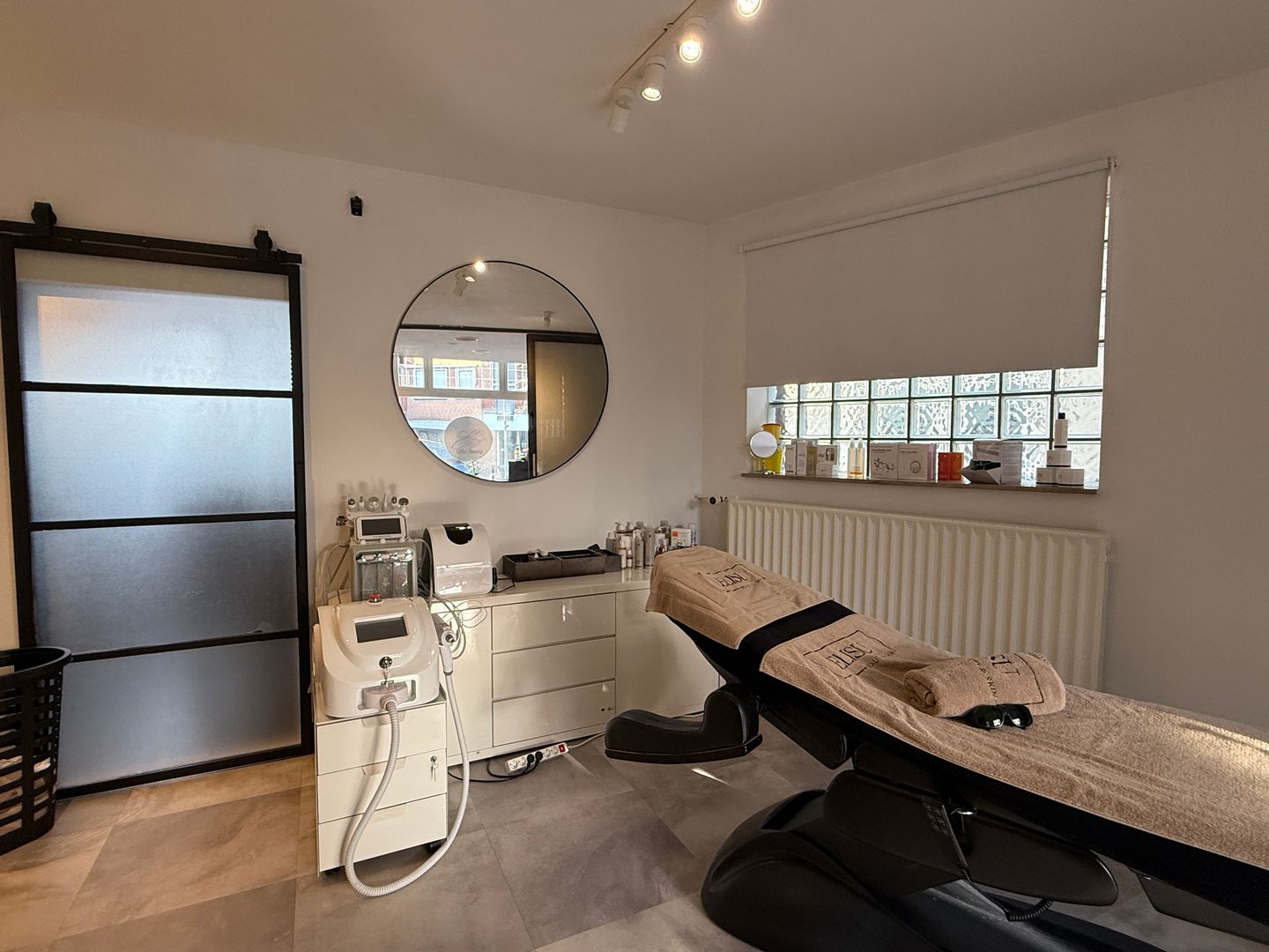 View photo 2 of Leijsenhoek 8