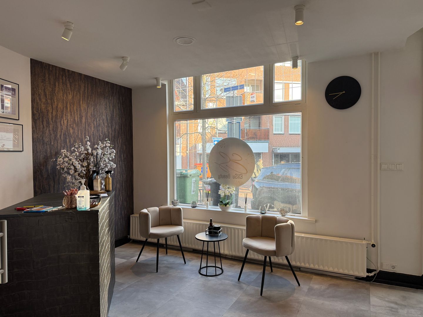 View photo 3 of Leijsenhoek 8