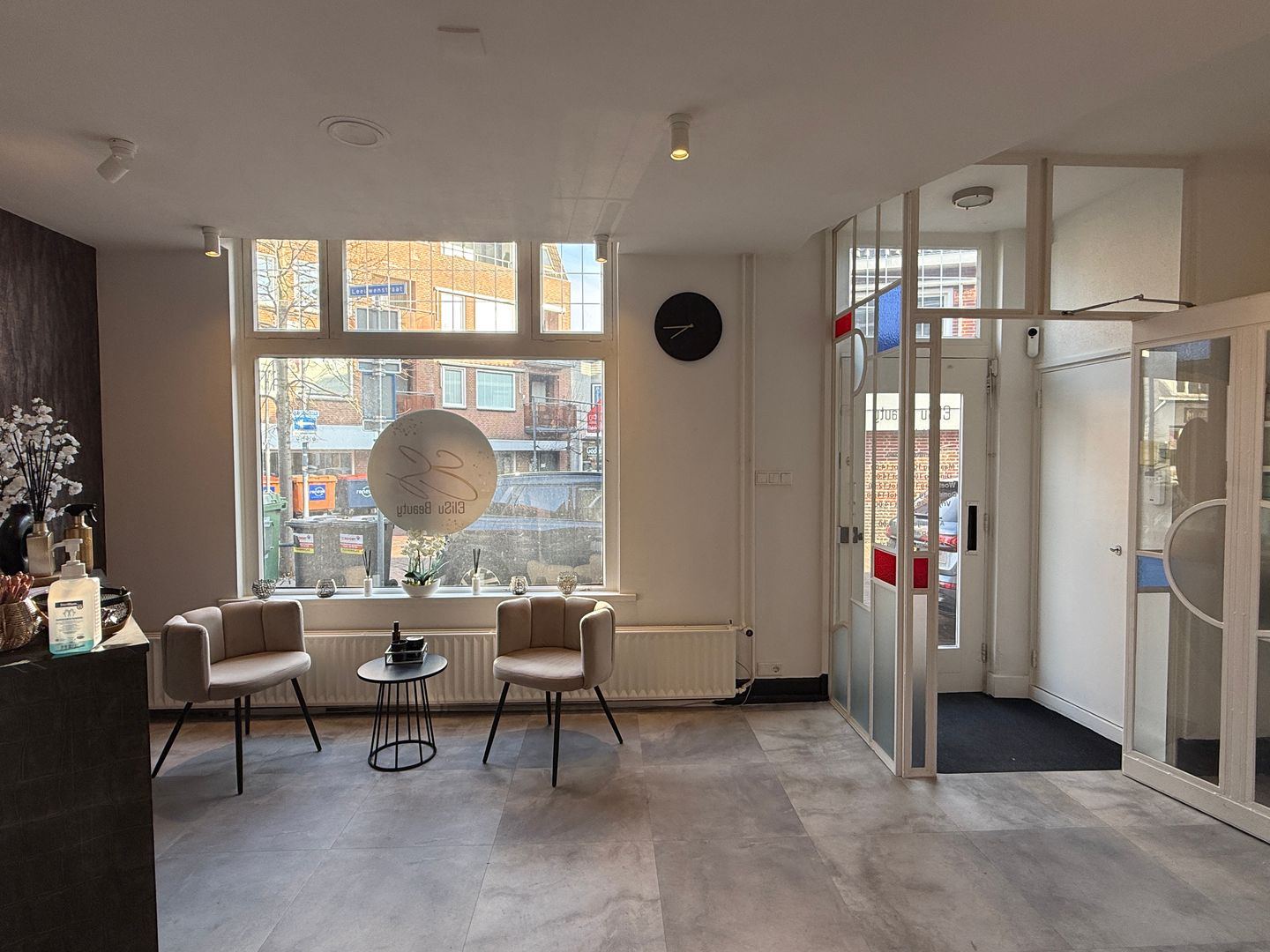 View photo 4 of Leijsenhoek 8