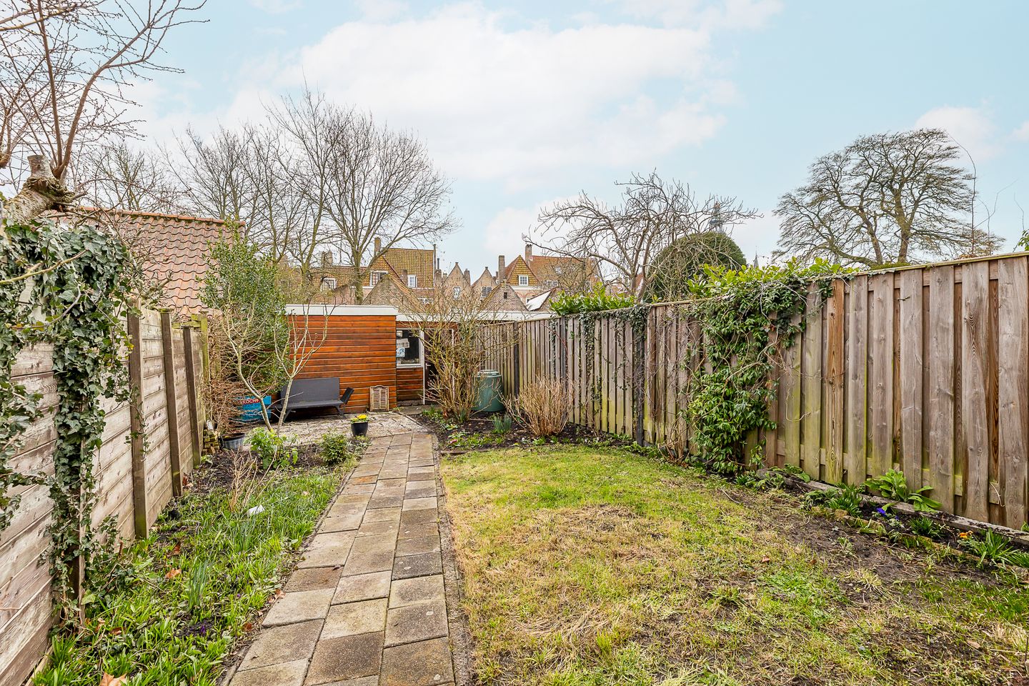 Photo 19 of Bleek 20