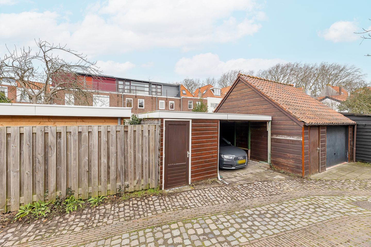 Photo 25 of Bleek 20