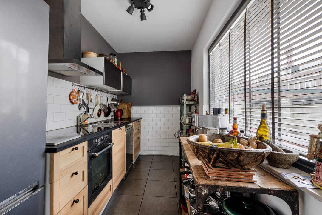 Foto 7 van IJmuiderstraatweg 155