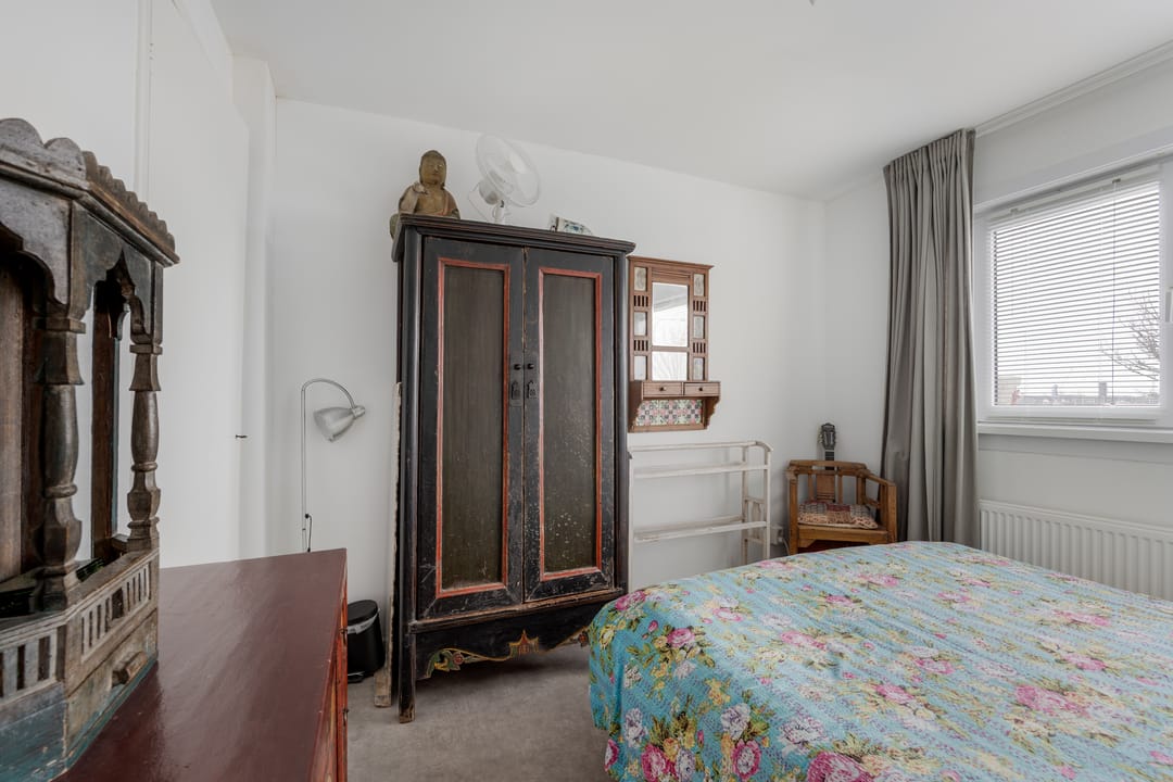 Foto 13 van IJmuiderstraatweg 155