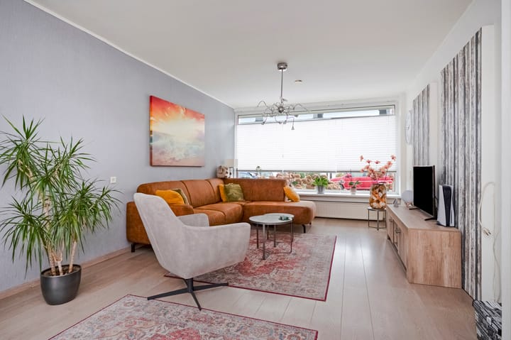 Photo 2 of Churchillstraat 6