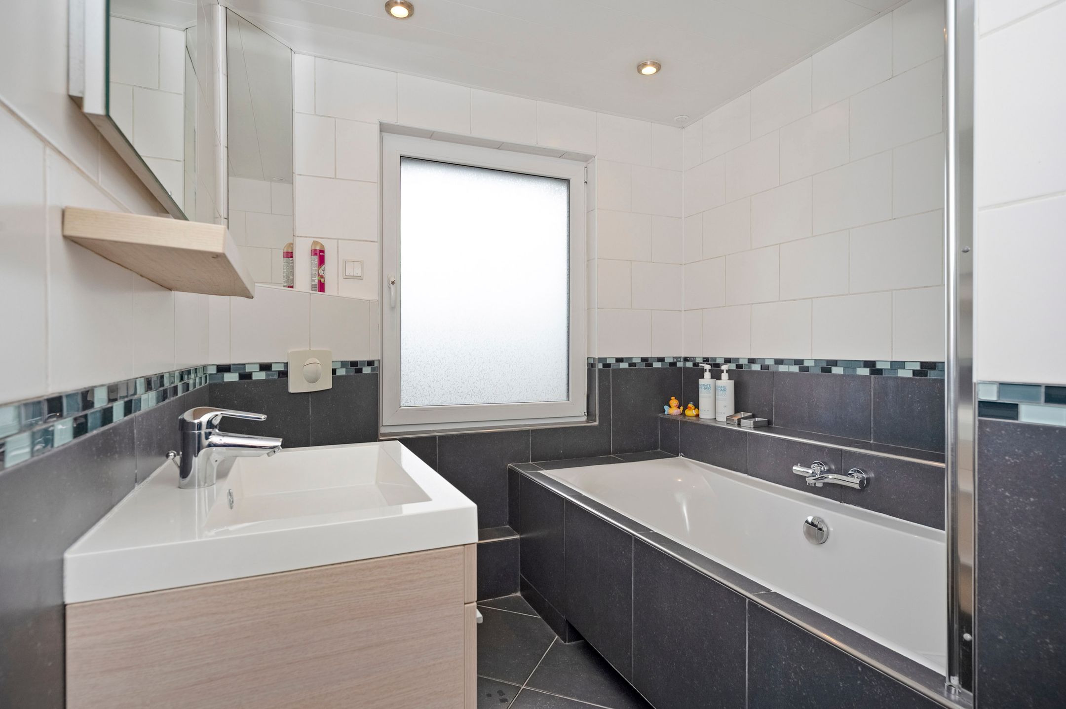 Foto 24 van Churchillstraat 6