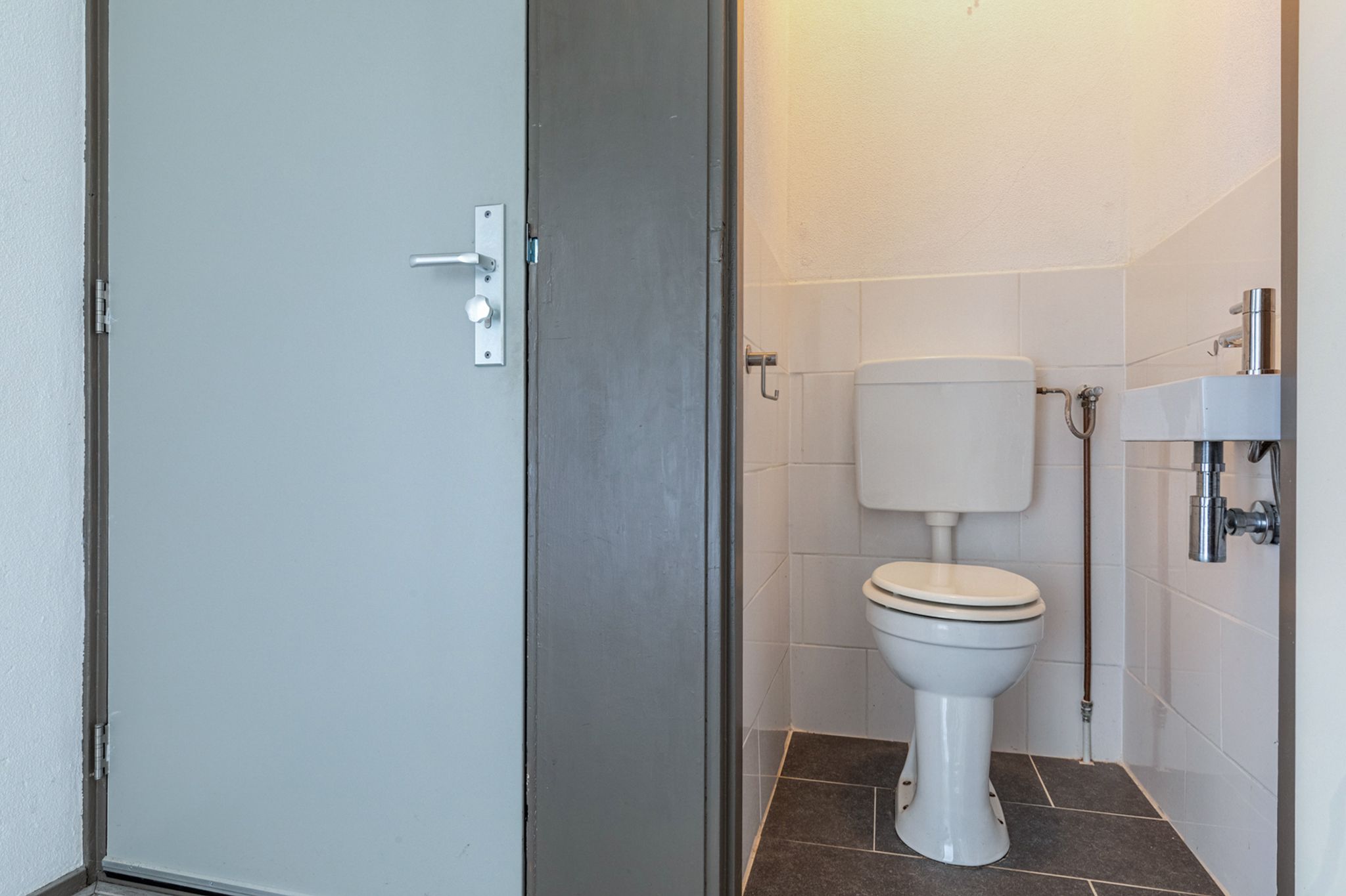 Photo 12 of Gouwe 44
