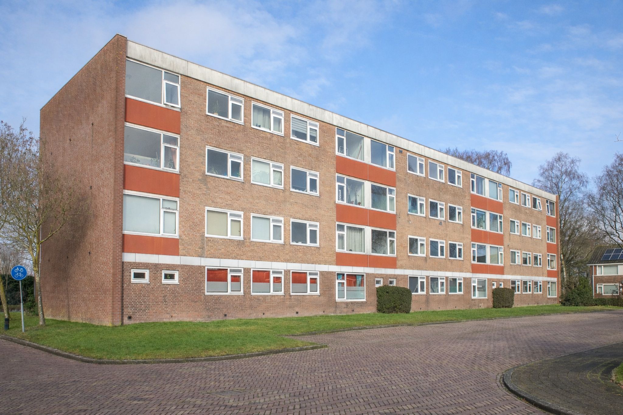 Photo 33 of Gouwe 44