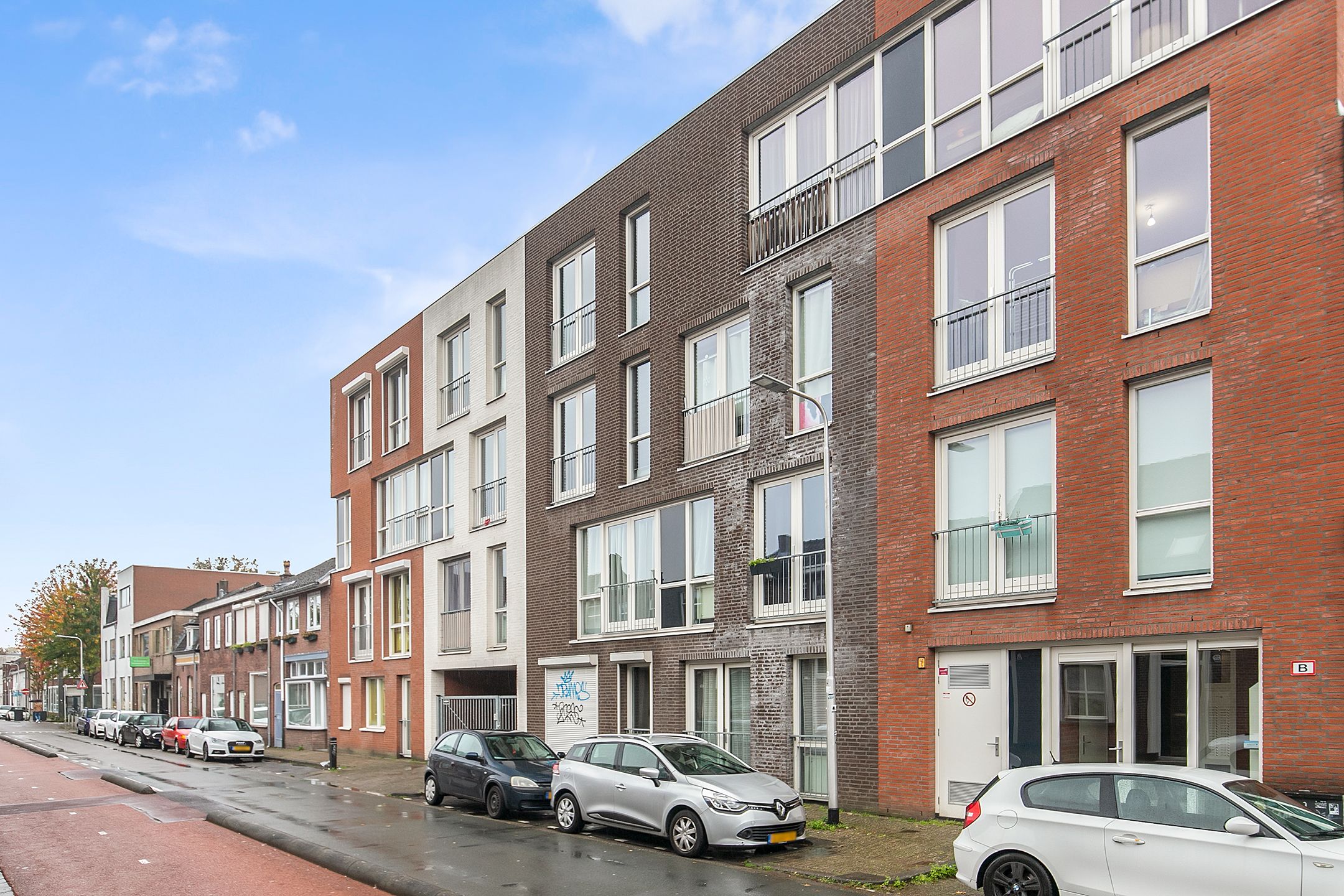 Foto 24 van Koestraat 67-26