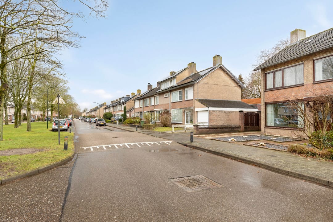 Photo 7 of Hazelaar 50