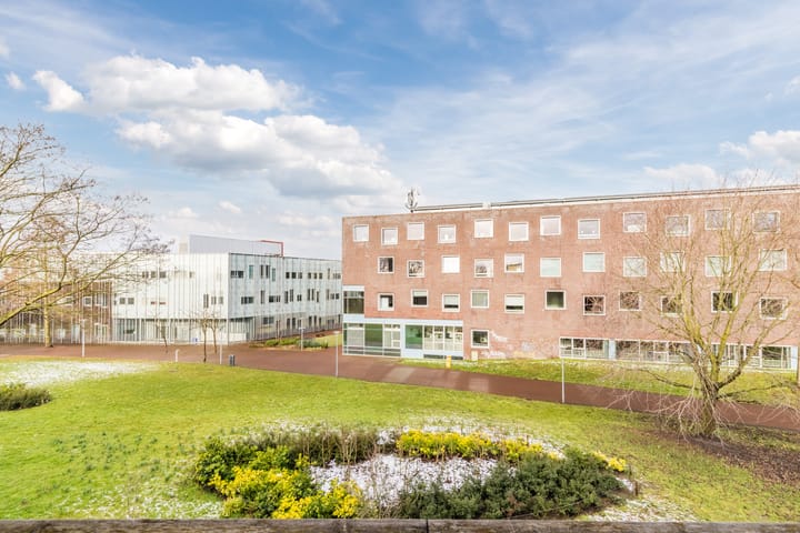 Spacious 3-room apartment with parking in Vondelparc Utrecht — 46