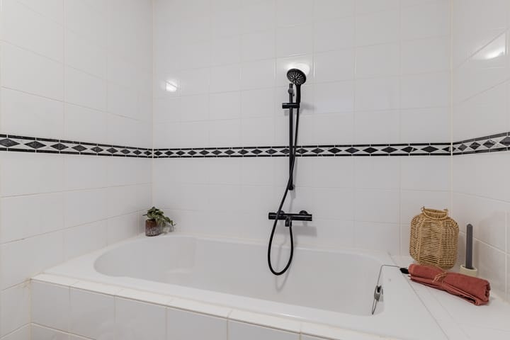 Spacious 3-room apartment with parking in Vondelparc Utrecht — 64