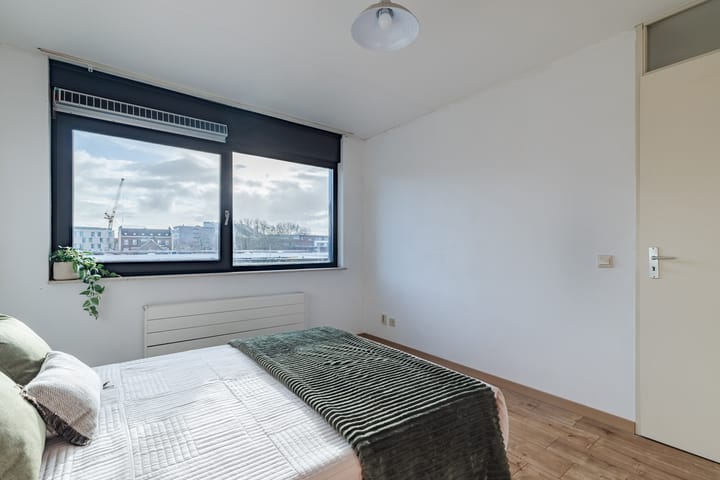 Spacious 3-room apartment with parking in Vondelparc Utrecht — 74