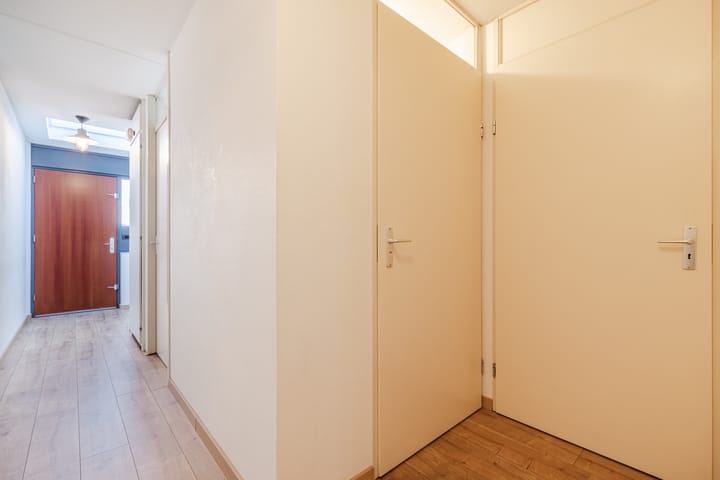 Spacious 3-room apartment with parking in Vondelparc Utrecht — 86