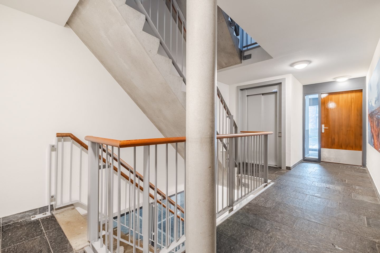 Foto 49 van Reyer Anslostraat 27