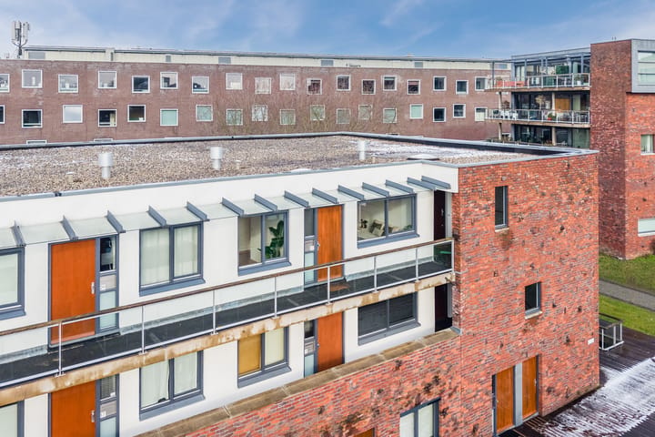 Spacious 3-room apartment with parking in Vondelparc Utrecht — 107