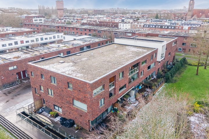 Spacious 3-room apartment with parking in Vondelparc Utrecht — 117