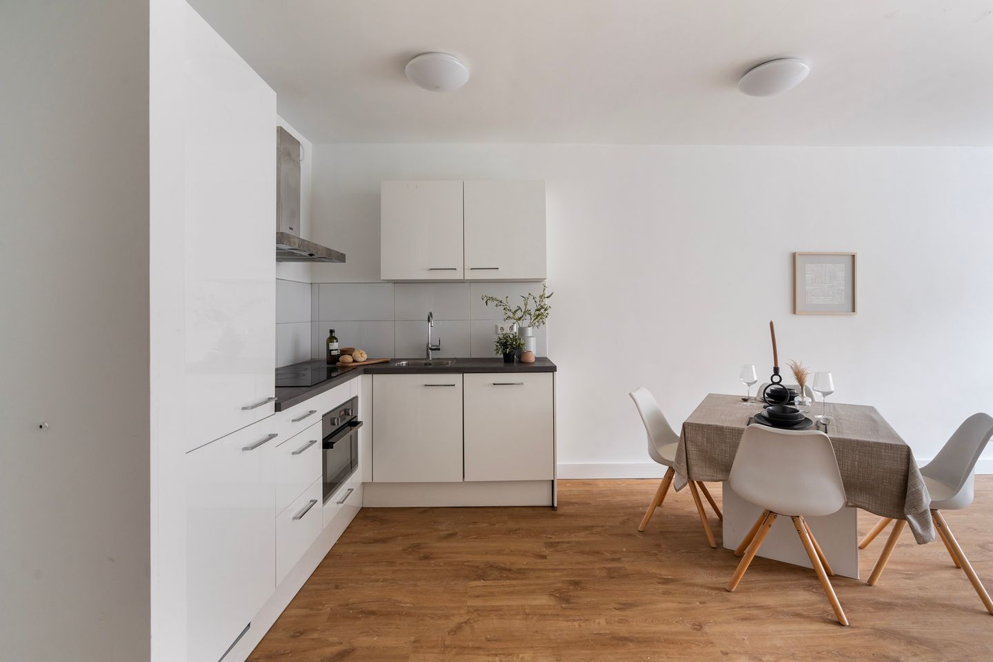 Photo 10 of Claes de Vrieselaan 52-B