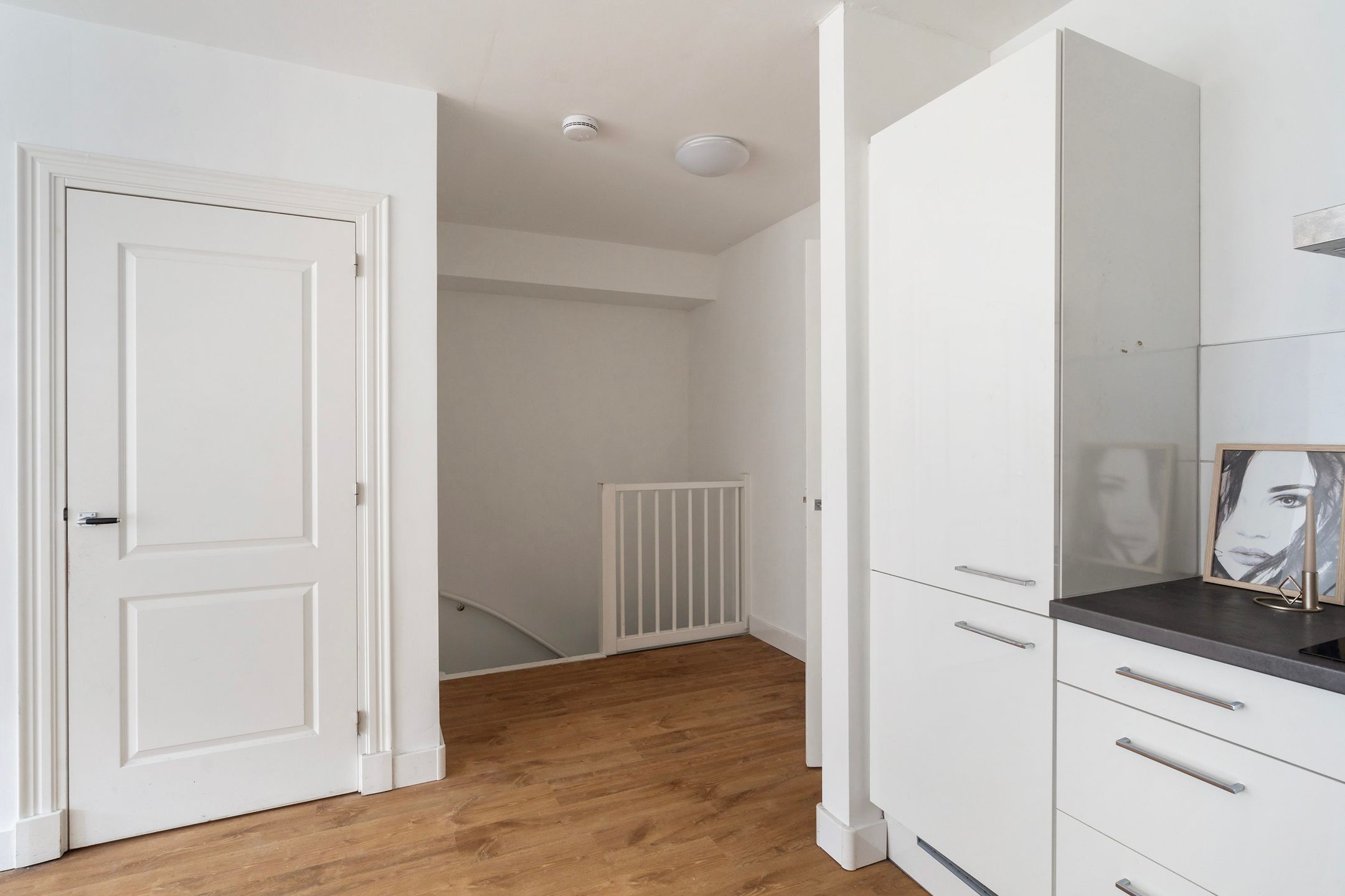 Photo 12 of Claes de Vrieselaan 52-B