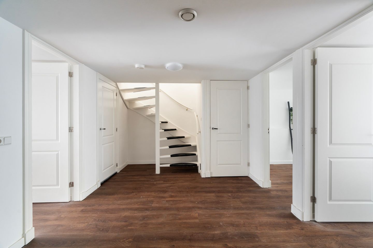 Photo 19 of Claes de Vrieselaan 52-B