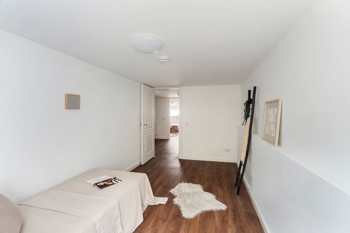 Photo 25 of Claes de Vrieselaan 52-B