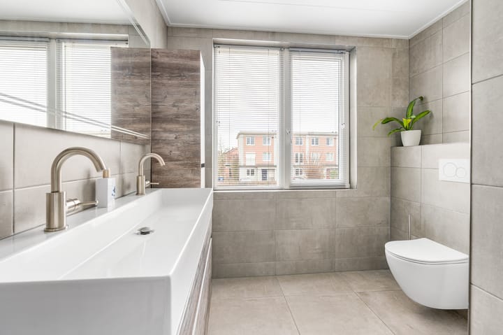 Spacious and perfectly maintained terraced house with four bedrooms and energy label A+++ — 45