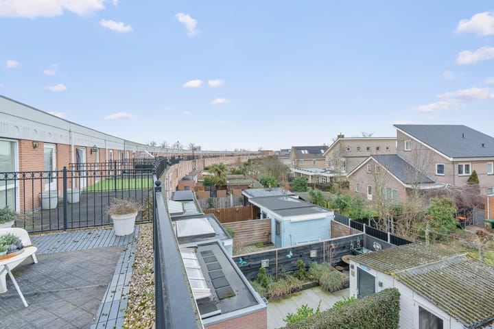 Spacious and perfectly maintained terraced house with four bedrooms and energy label A+++ — 55