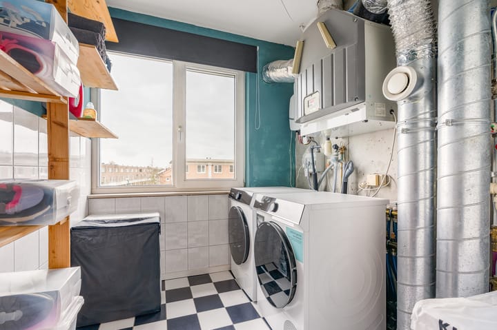 Spacious and perfectly maintained terraced house with four bedrooms and energy label A+++ — 57