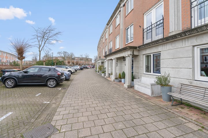 Spacious and perfectly maintained terraced house with four bedrooms and energy label A+++ — 63