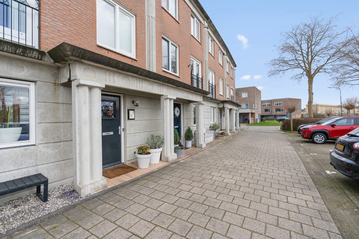 Spacious and perfectly maintained terraced house with four bedrooms and energy label A+++ — 65