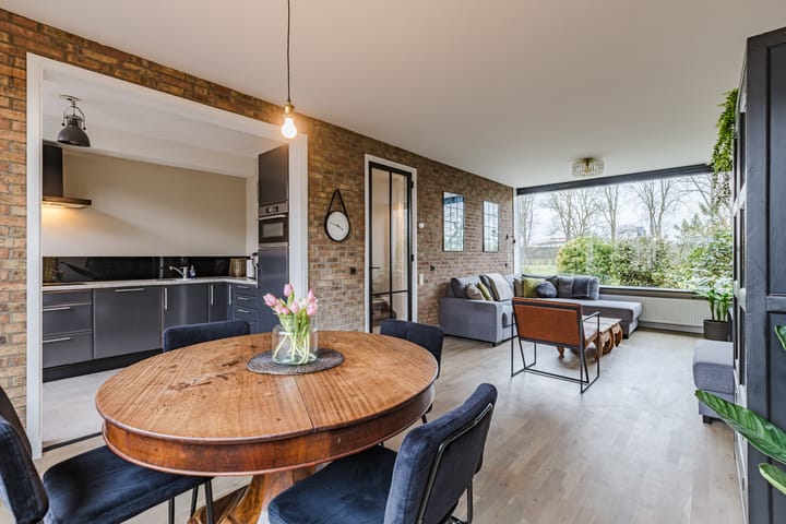 Spacious Family Home with Free View and Sunny Garden in Bodegraven — 33