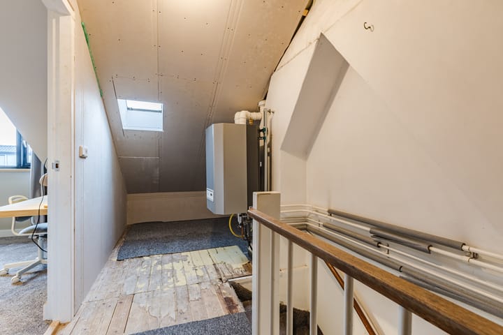 Spacious Family Home with Free View and Sunny Garden in Bodegraven — 61
