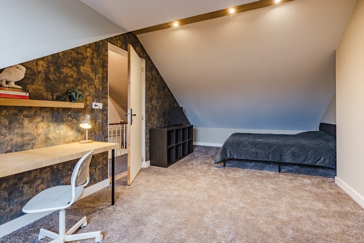 Spacious Family Home with Free View and Sunny Garden in Bodegraven — 59