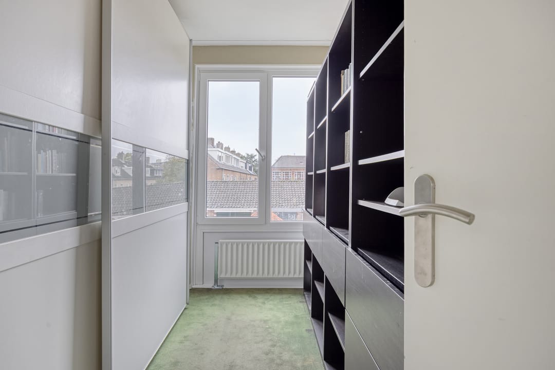 Photo 37 of Jacob Catssingel 99